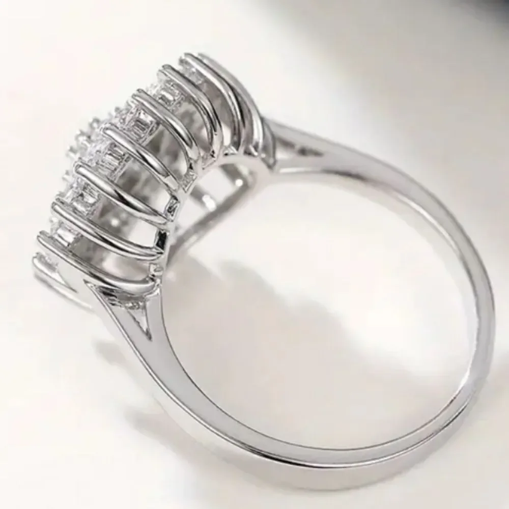 Labies Celeb style Lotus Seed Shape Simulated Diamond Flower Wedding Ring sz8